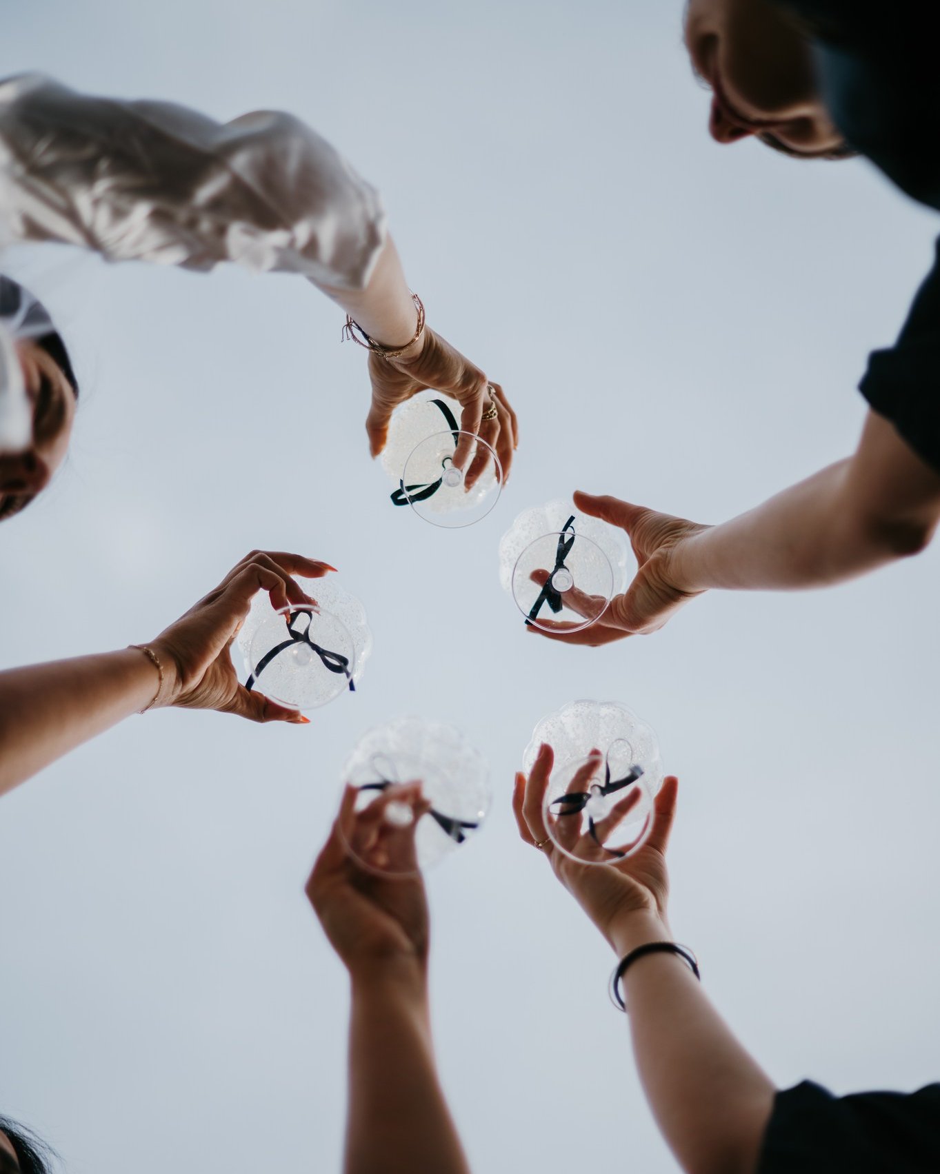 ✨ 𝐄𝐕𝐉𝐅 : 𝐝𝐞𝐬 𝐬𝐨𝐮𝐯𝐞𝐧𝐢𝐫𝐬 𝐩𝐨𝐮𝐫 𝐥𝐚 𝐯𝐢𝐞 ✨
Vous organisez un EVJF dans la région ? Et si vous ajoutiez une séance photo à votre programme ? 📸
Une activité fun, pleine de rires et de complicité, pour célébrer la future mariée et repartir avec de magnifiques souvenirs entre copines.
Un moment unique à partager… et des photos à garder pour toujours. 💕
.
.
.
📍 Montpellier, Nîmes & alentours
📩 Cindyflp.photographie@gmail.com
.
#evjf #evjfnimes #photoevjf #seancephotoevjf #nimes