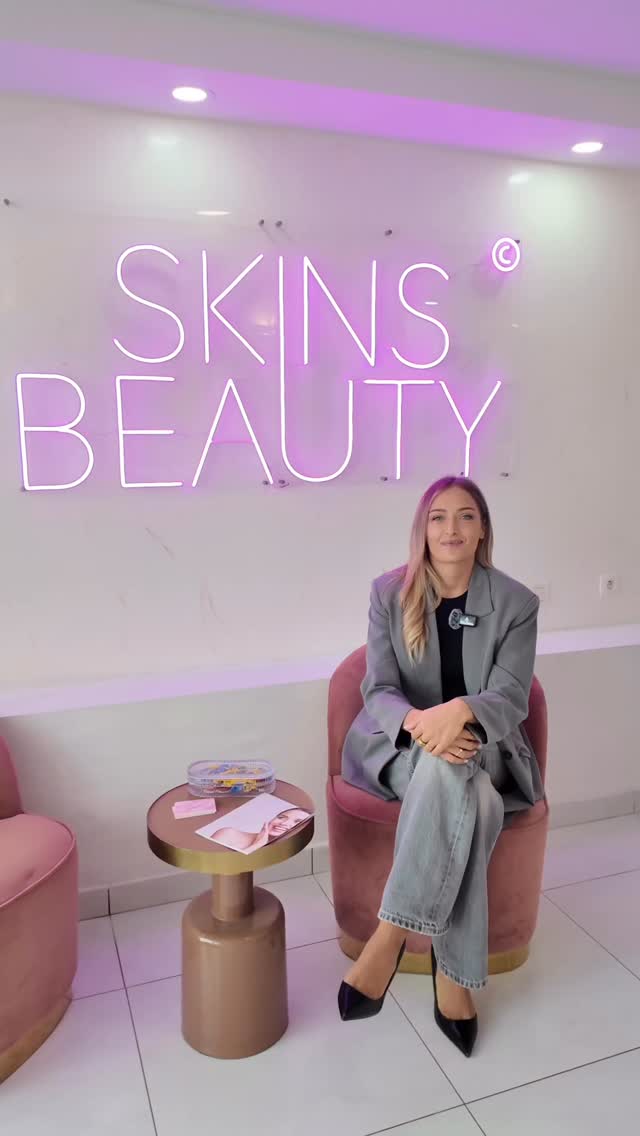 ✨ Chelsy’s skin journey van pigmentvlekjes naar pure glow! ✨
Als freelance model kreeg Chelsy te horen dat haar pigmentvlekjes moeilijk weg te werken waren op foto’s.
Daarom besloot ze er iets aan te doen.
Op aanraden van vriendinnen kwam ze bij Eda van Skins Beauty terecht. 💖
Dankzij de SkinRePeel zijn haar pigmentvlekjes verdwenen en straalt haar huid als nooit tevoren.
Daarna koos ze voor de CooLifting-behandeling om haar huid jong, fris en glowy te houden.
Haar huid straalt, haar make-up zit perfect en ze voelt zich fantastisch voor de camera.
Een prachtig resultaat dankzij Eda’s expertise en de juiste behandelingen! ✨
#skinaestheticsforpro #SkinRePeel #CooLifting #glowyskin #pigmentvlekken #BeautyClinic #SkinTreatment #StralendeHuid #ModelLife #BeforeAndAfter #NaturalGlow #Huidverzorging #SkincareLovers #skincare #skincaregoal