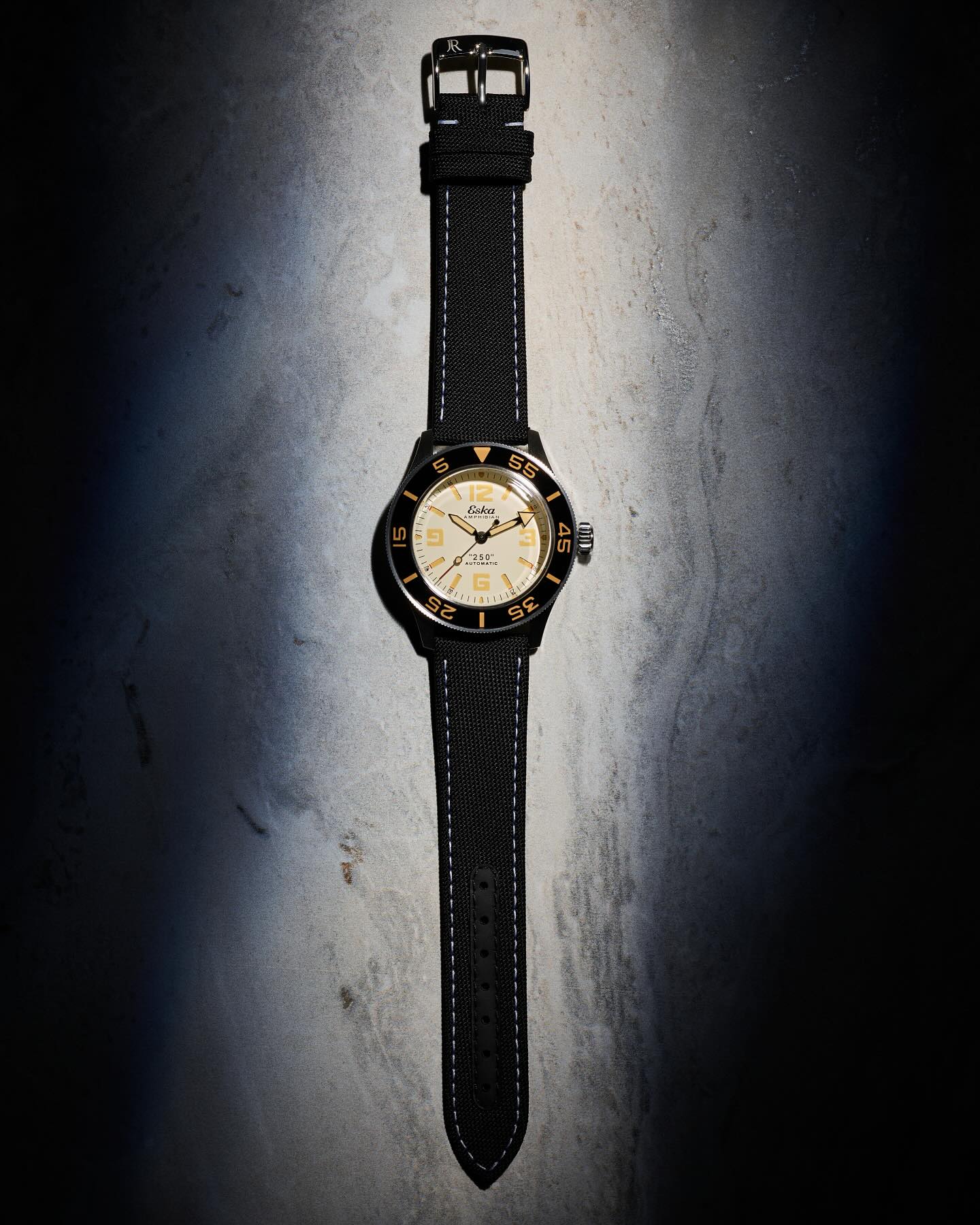 A clean design for those who seek depth and direction.#jeanrousseauparis #eska #watch #amphibian....