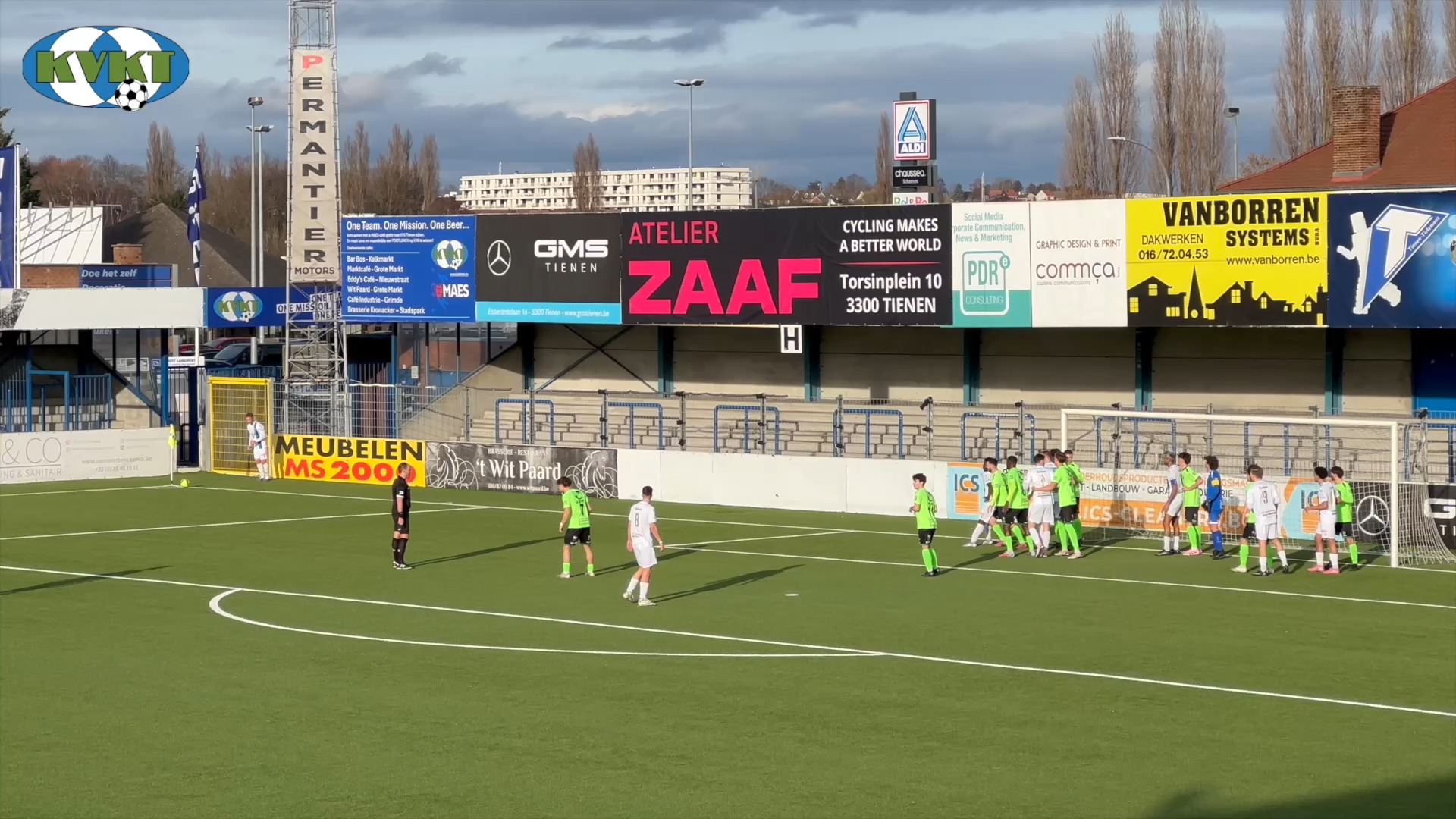 Afgelopen weekend won KVK Tienen met 3-1 van KVK Ninove. We zetten alle doelpunten in het Bergéstadion nog even op een rijtje. Afgelopen weekend won KVK Tienen met 3-1 van KVK Ninove. We zetten alle doelpunten in het Bergéstadion nog even op een rijtje.
