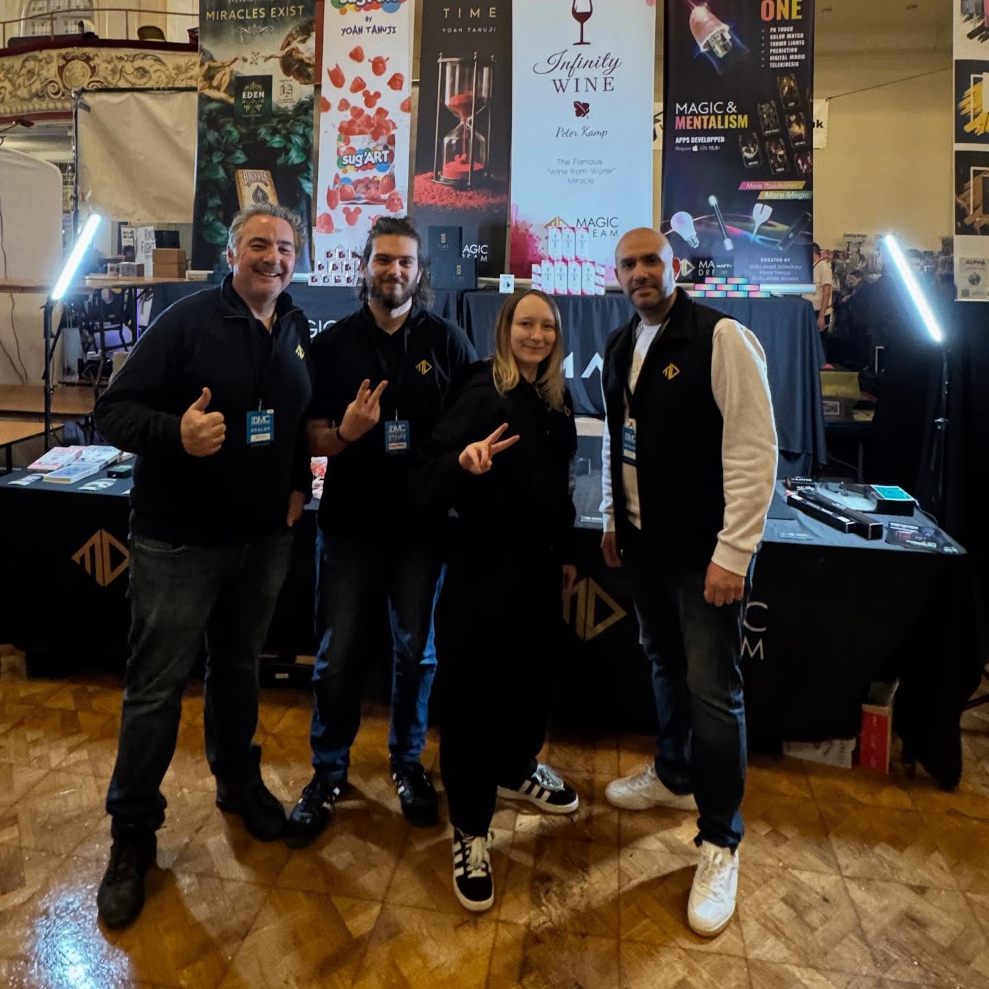 🇬🇧 World Biggest Magic Convention 🇬🇧
Proud of our Magic Dream Team
Prêts pour la plus grande convention de magie au monde à #Blackpool
#magician #team #magicdream #convention