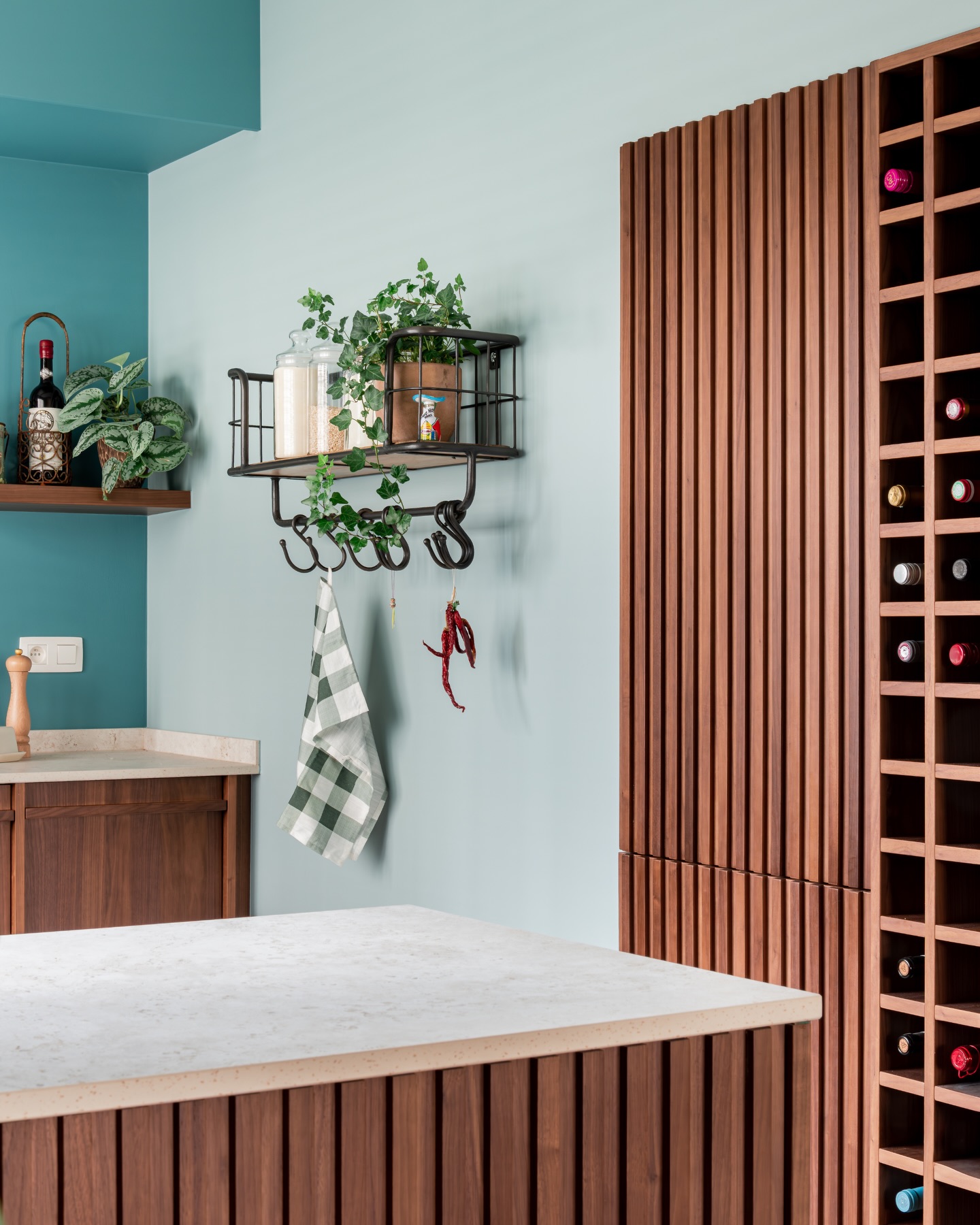 In Edegem transformeerden we deze ruimte tot een w…