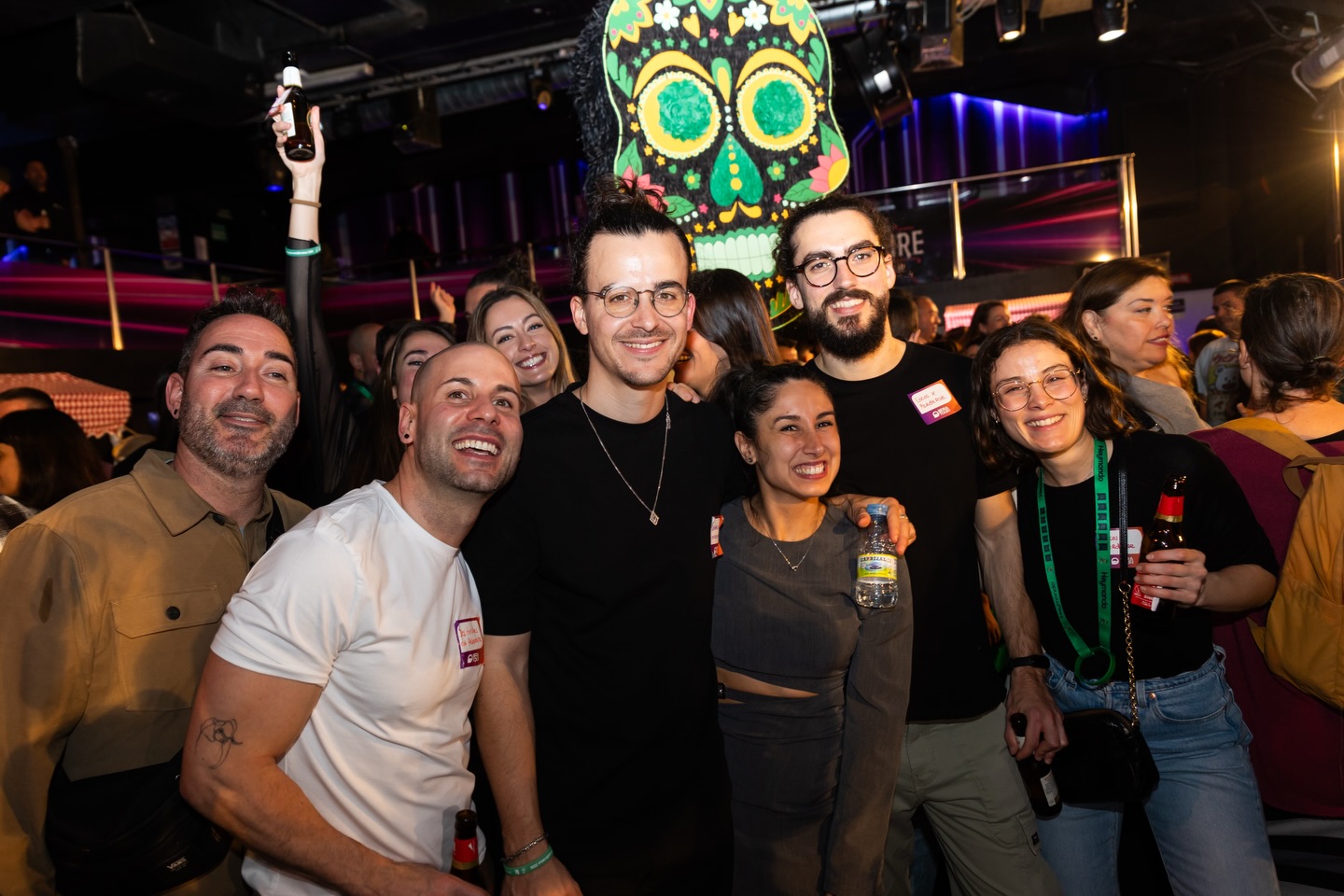 Ya casi casi terminamos. Imposible no compartir tantas y tantas fotos de esa noche.
Pronto estarán todas en nuestra web birratour.com
#HeymondoBirratour #creadoresdecontenido #influencers #viajes