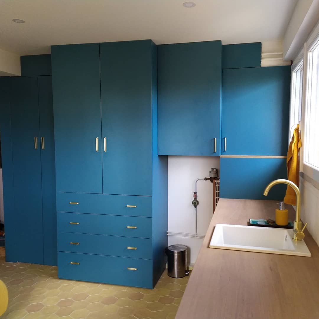 Poignées posées, chantier terminé 👌
#menuiserie #ebenisterie #agencement #ebeniste #menuisier #agencementsurmesure #meublesurmesure #surmesure #artisan #artisanat #artisanatfrancais #artisanparis #faitmain #agencementinterieur #travaildubois #meuble #mobilier #bois #woodworking #handmade