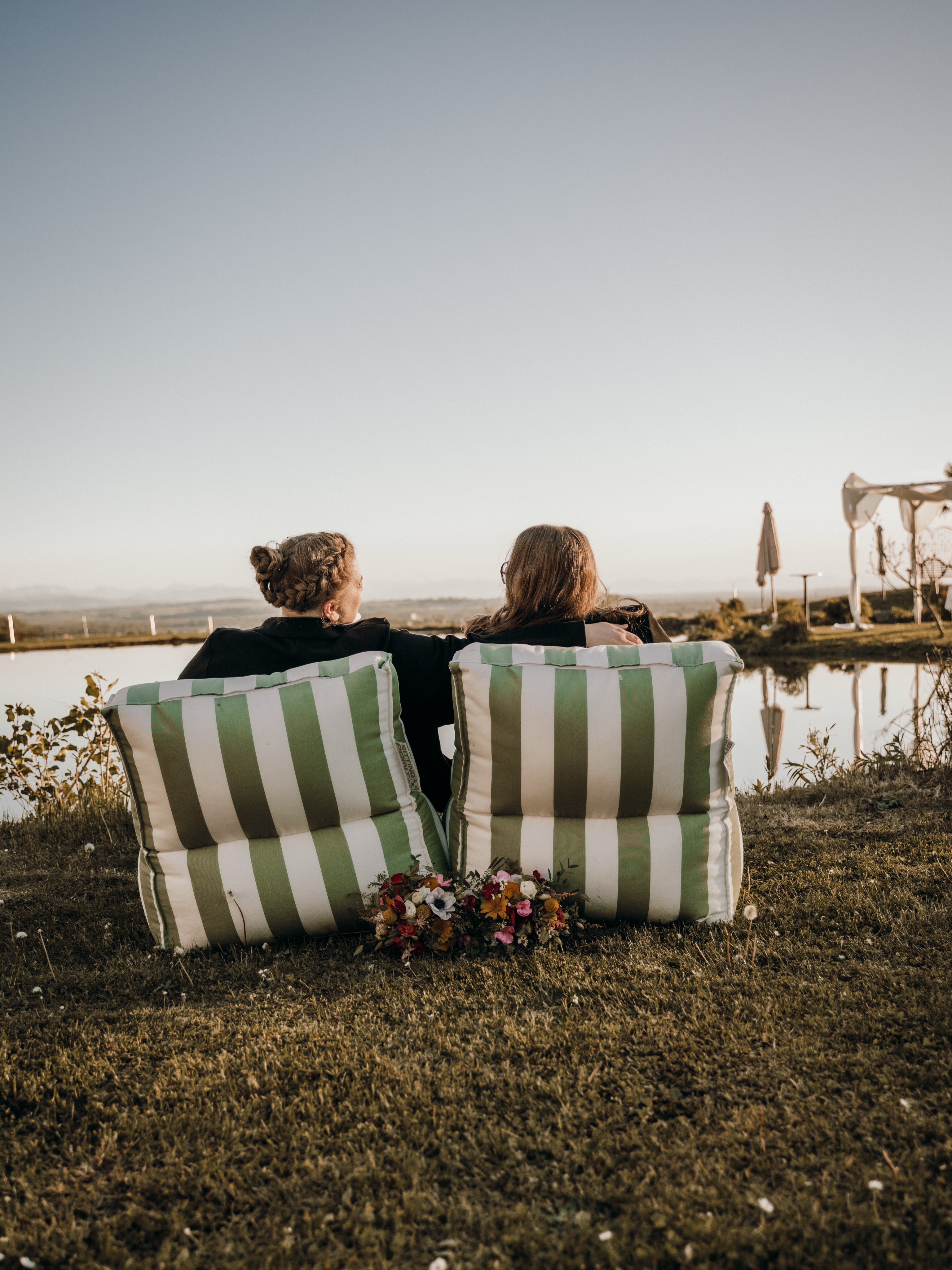 Sonnenuntergang ☀️ & zwei Lovebirds an ihrem schönsten Tag. Was will man mehr? ☺️🏳️🌈
#hochzeitsfotografin #austrianweddingphotographer #melaniehinterreiterphotography #lovebirds #hochzeitsfotografie