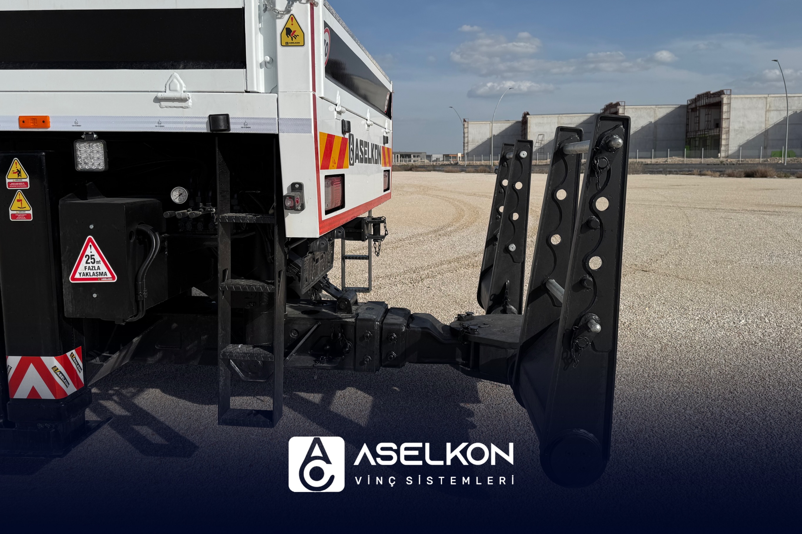 ▫️KV SERİSİ ASK105TM 35 TON▫️Hem Araç Kurtarıcı, Hem Vinç 😎Avantajlı çözümler ve size özel ayrıcalıklara sahip olmak için bizimle iletişime geçin!📞 0 532 297 59 64
.
.
.
.
.
#crane #mobilcrane #vinç #mobilvinç #aselkoncrane